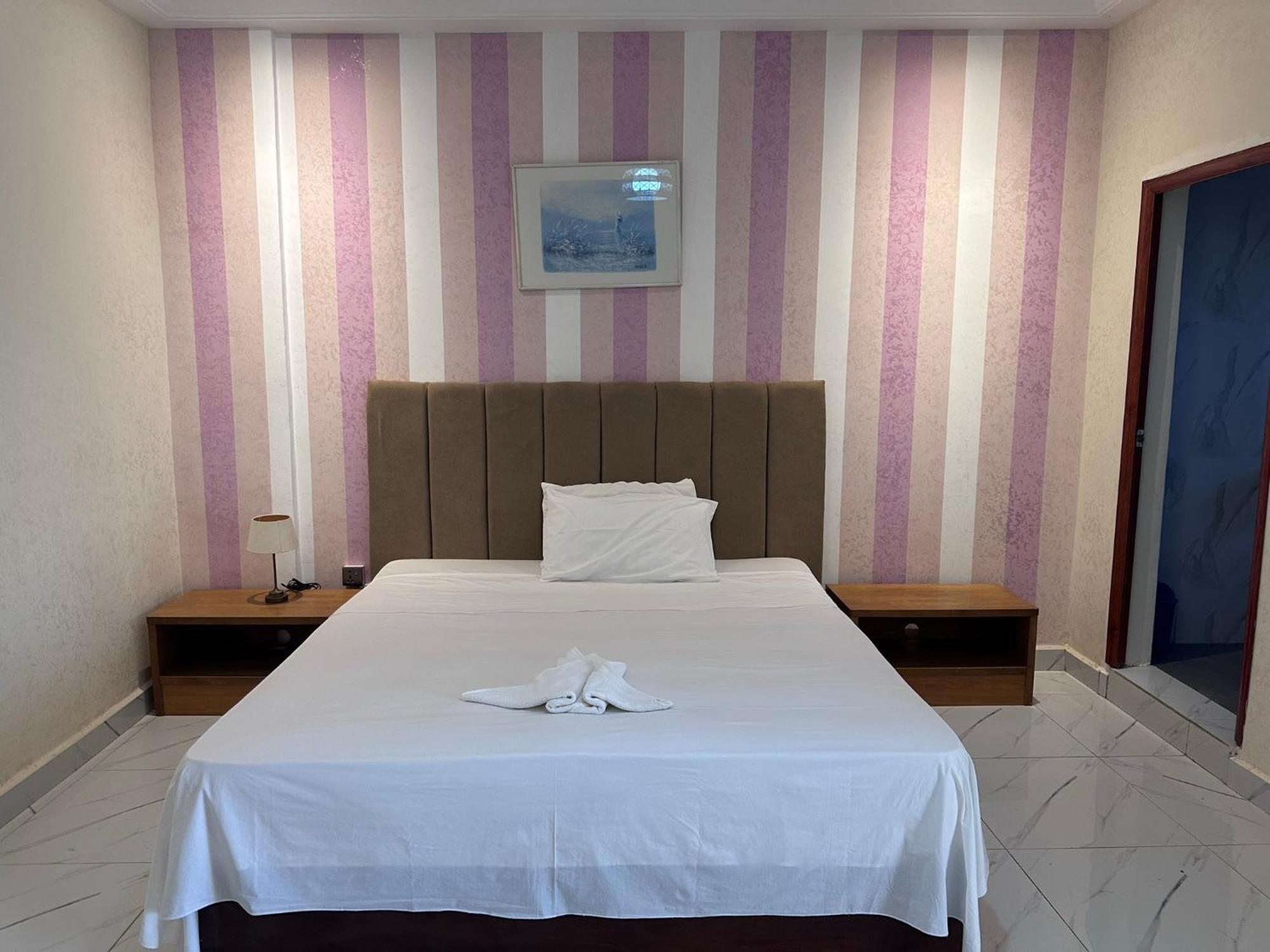 Apartments Plaza Hotel 콜롤리 외부 사진